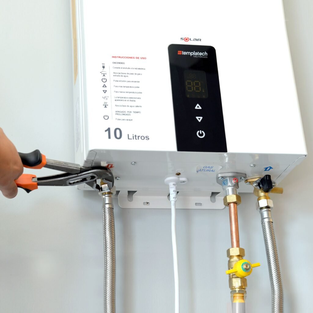 Gasfíter en la Valparaíso. -Reparación y mantenimiento de Calefont. -Reparación de FUGAS de Agua y Gas. Instalación de artefactos ( Tina, Shower door, lavamanos, WC, etc...